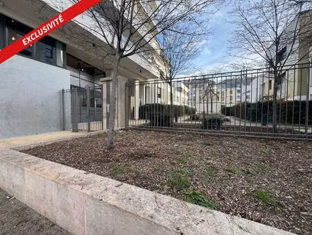 appartement t2 de standing en plein coeur de mantes.