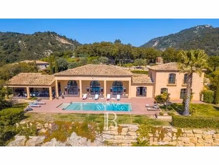 villa de luxe de 8 pièces en location saint-tropez  france