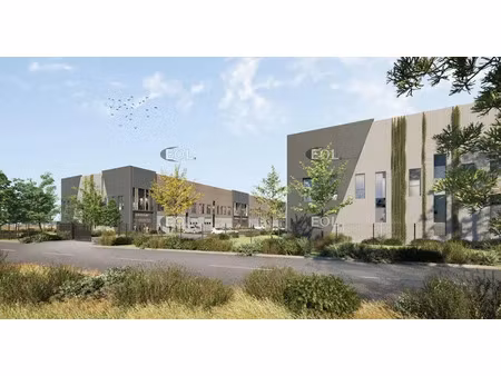 locaux d'activités de 1 937 m² à la location à wissous (91)