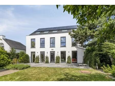 huis te koop in maldegem met 8 slaapkamers