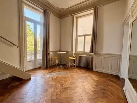 aix les bains centre t1 bis dans palace à vendre