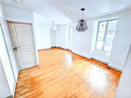 aix-les-bains centre-ville - 2 pièces de 43m2