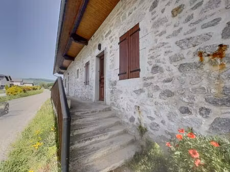 la biolle - corps de ferme mitoyen