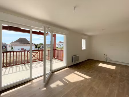 vente appartement 3 pièces 57m2 saint-palais 64120 - 205000 € - surface privée