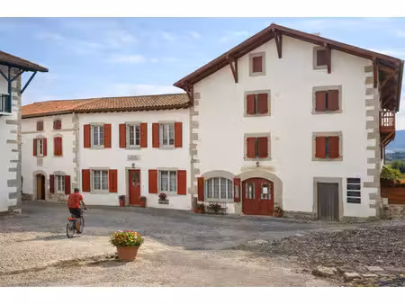 vente maison de village ostabat-asme 64120 - - surface privée