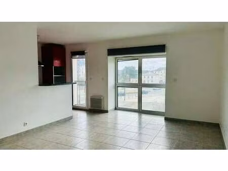 location appartement 3 pièces à saint-malo (35400) : à louer 3 pièces / 65m² saint-malo