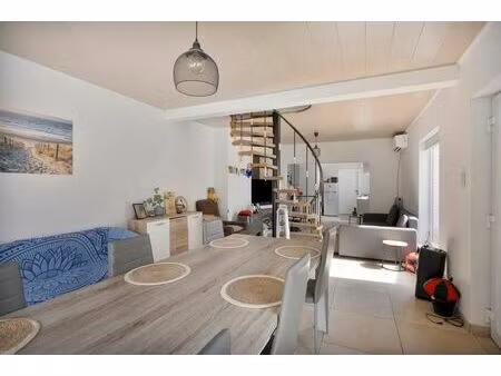 maison à vendre à grote kouterstraat 3 wichelen (rbu99212)