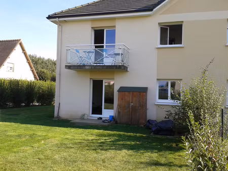 bel appartement t3 avec jardin et 2 places de parking - 60 71 m² - st antoine la foret -