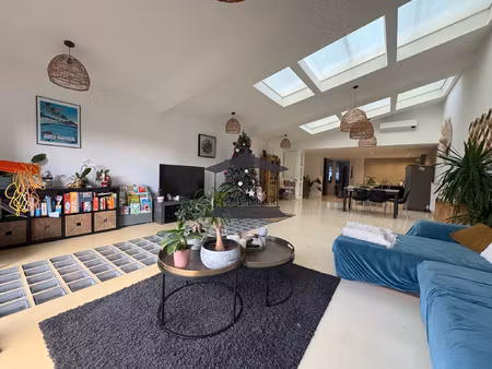 maison esprit loft  au centre de téteghem garage  jardin