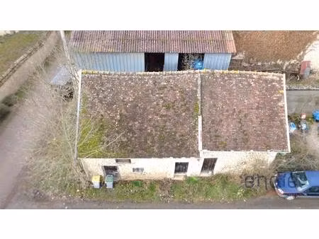 dépendance / grange 80 m² au sol