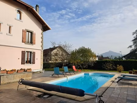 propriété à vendre 7 pièces proche de genève (74)