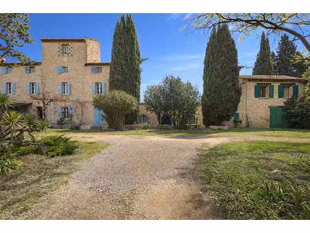 vente maison 15 pièces 418 m² à lançon-provence (13680)  1 450 000 €