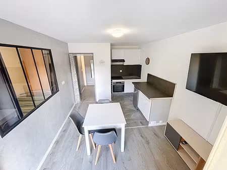 vente appartement 2 pièces 30.01 m² à bormes-les-mimosas (83230)  192 600 €