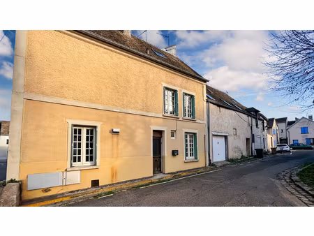 houdan hyper centre maison de ville