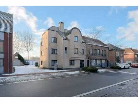 ruim appartement op centrale ligging in balgerhoeke