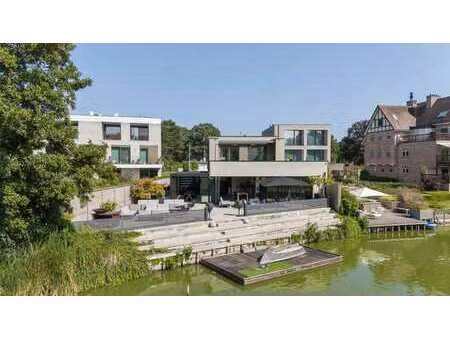 uniek multifunctioneel pand te koop aan het donkmeer in b...