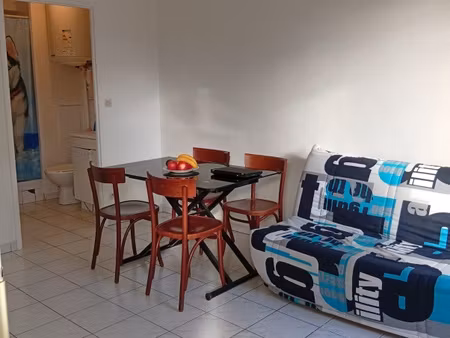 studio avec jardin et parking