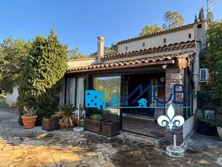 villa à rénover sur terrain de 2360m2