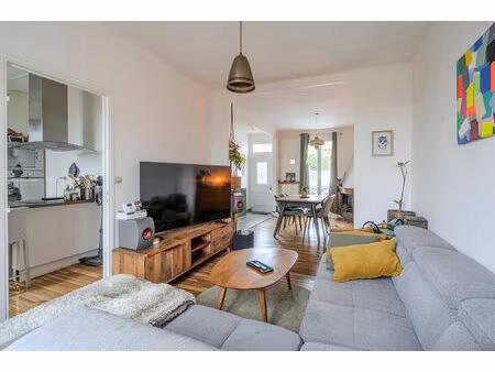 maison 5 pièces 100 m2 sur 373m2 de terrain