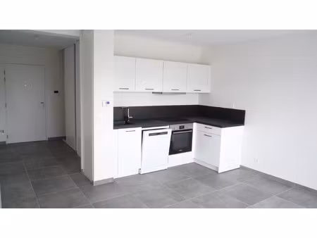 t2 - 42 m2 - st-jean-de-la-ruelle