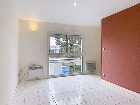 nantes perray - grand studio avec coin nuit séparé