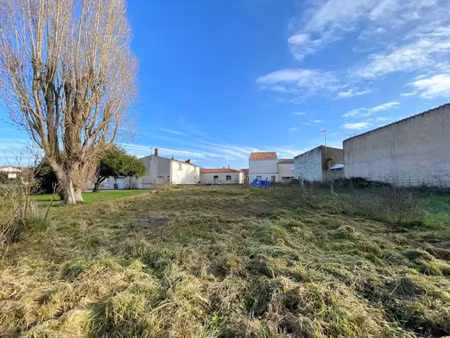 vente terrain 233 m² à ciré-d'aunis (17290)  37 625 €