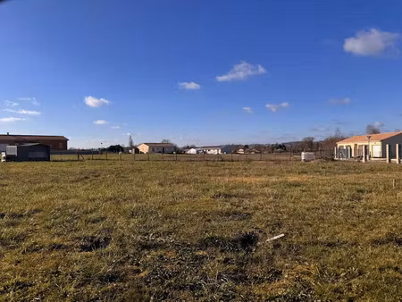 vente terrain 1383 m² à saint-antoine-cumond (24410)  11 000 €