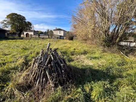 vente terrain 580 m² à saint-yrieix-sur-charente (16710)  64 960 €