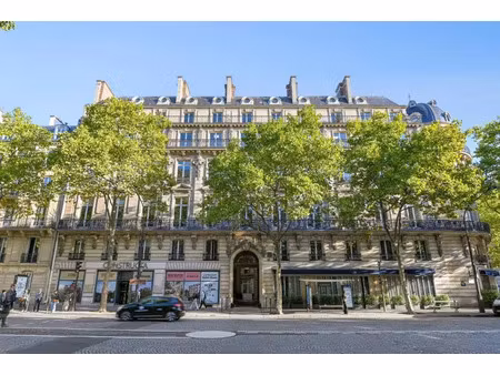 location bureau paris 75008