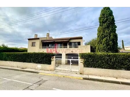maison familiale  avec garage et jardin  quartier la palasse