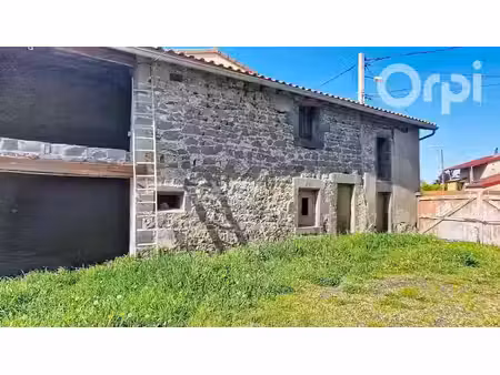 vente terrain 776 m² à lussat (63360)  83 000 €