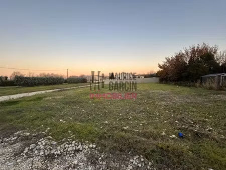 vente terrain 470 m² à monteux (84170)  159 900 €