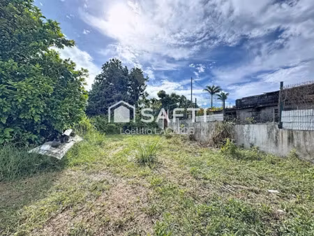 vente terrain 557 m² à saint benoit (97470)  133 000 €