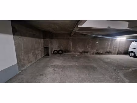 vente parking 10.71 m² à paris 14ème (75014)  19 000 €