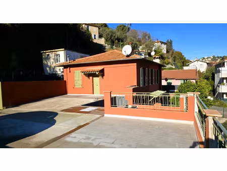 haut de villa 3/4 pièces 80 m2 la madeleine