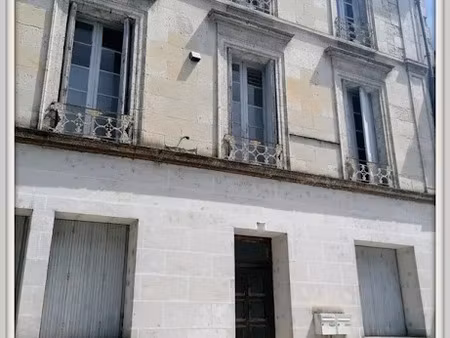 vente immeuble 250 m² à chalais (16210)  126 000 €