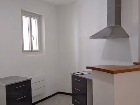 location appartement 3 pièces 68 m² à canohès (66680)  630 €