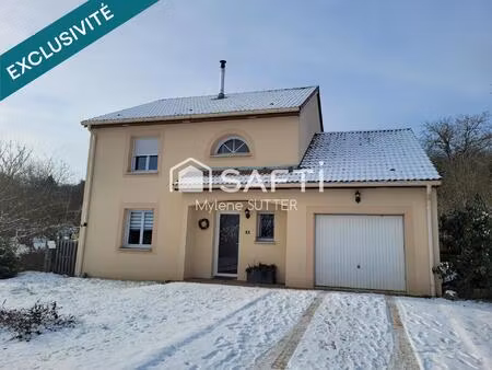 pavillon individuelle de 130m² sans travaux à prévoir  avec 4 chambres  garage et jardin.