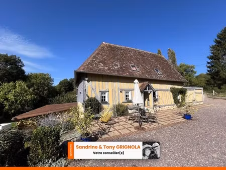 maison à colombages avec dépendance - jardin clos - terrain d'environ 6500m² -saint-denis-