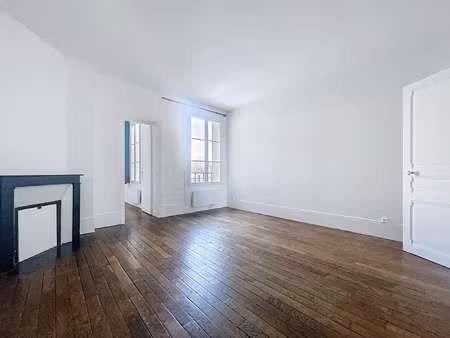 charmant appartement 3 pièces 56.28 m2 à chatou proche rer