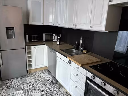 location meublée appartement 3 pièces 86.66 m² à château-arnoux-saint-auban (04160)  905 €