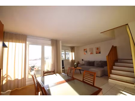 location meublée appartement 5 pièces 120 m² à bastia (20200)  1 600 €