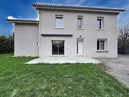 spacieuse villa de 175m² à thil avec pièce à vivre de 95m² ! 3 chambres  garage sur un ter