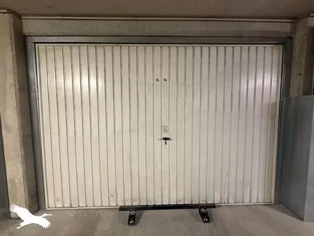 location parking à marseille 10ème (13010)  165 €