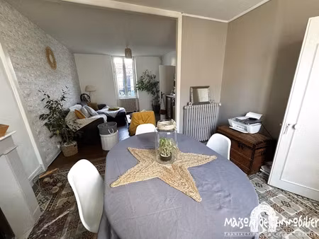 location maison 5 pièces 99 m² à jarnac (16200)  700 €