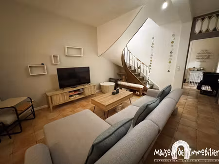 location maison 6 pièces 121 m² à cognac (16100)  990 €