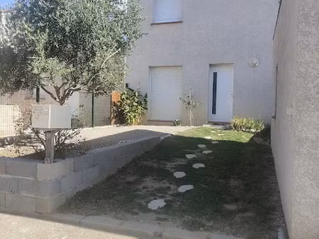 location maison 4 pièces 85.48 m² à villemolaque (66300)  1 015 €
