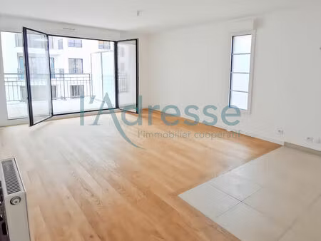vente appartement 5 pièces  83.22m²  suresnes