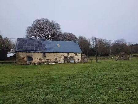 corps de ferme + four à pain + terrains constructibles cu ok