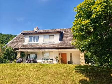 maison de plain pied sur sous sol complet à chalezeule